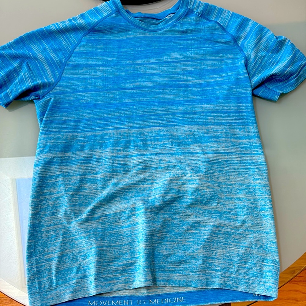 Lululemonnems
Shirt